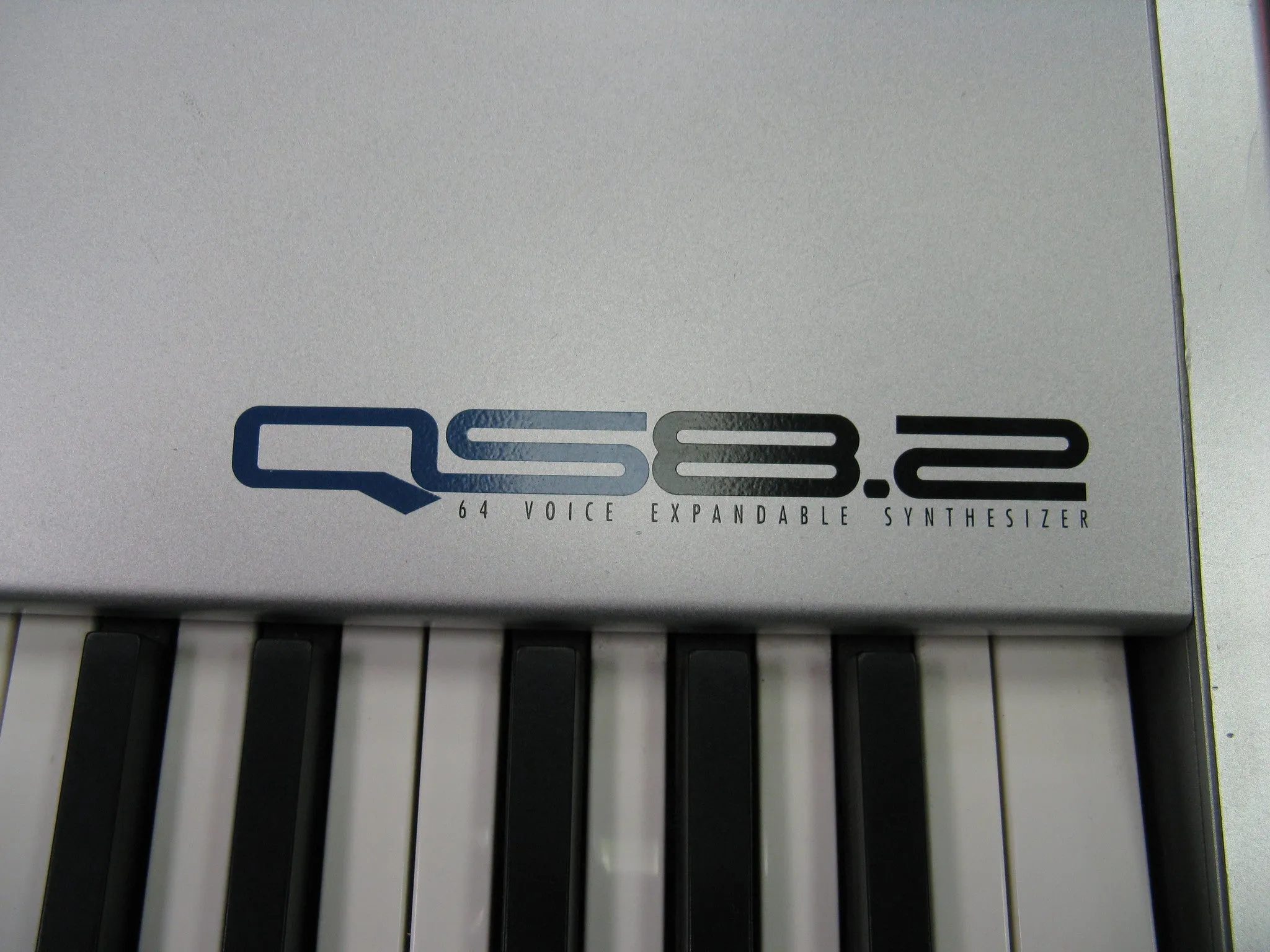 Alesis QS8.2 88 Key Synthesizer