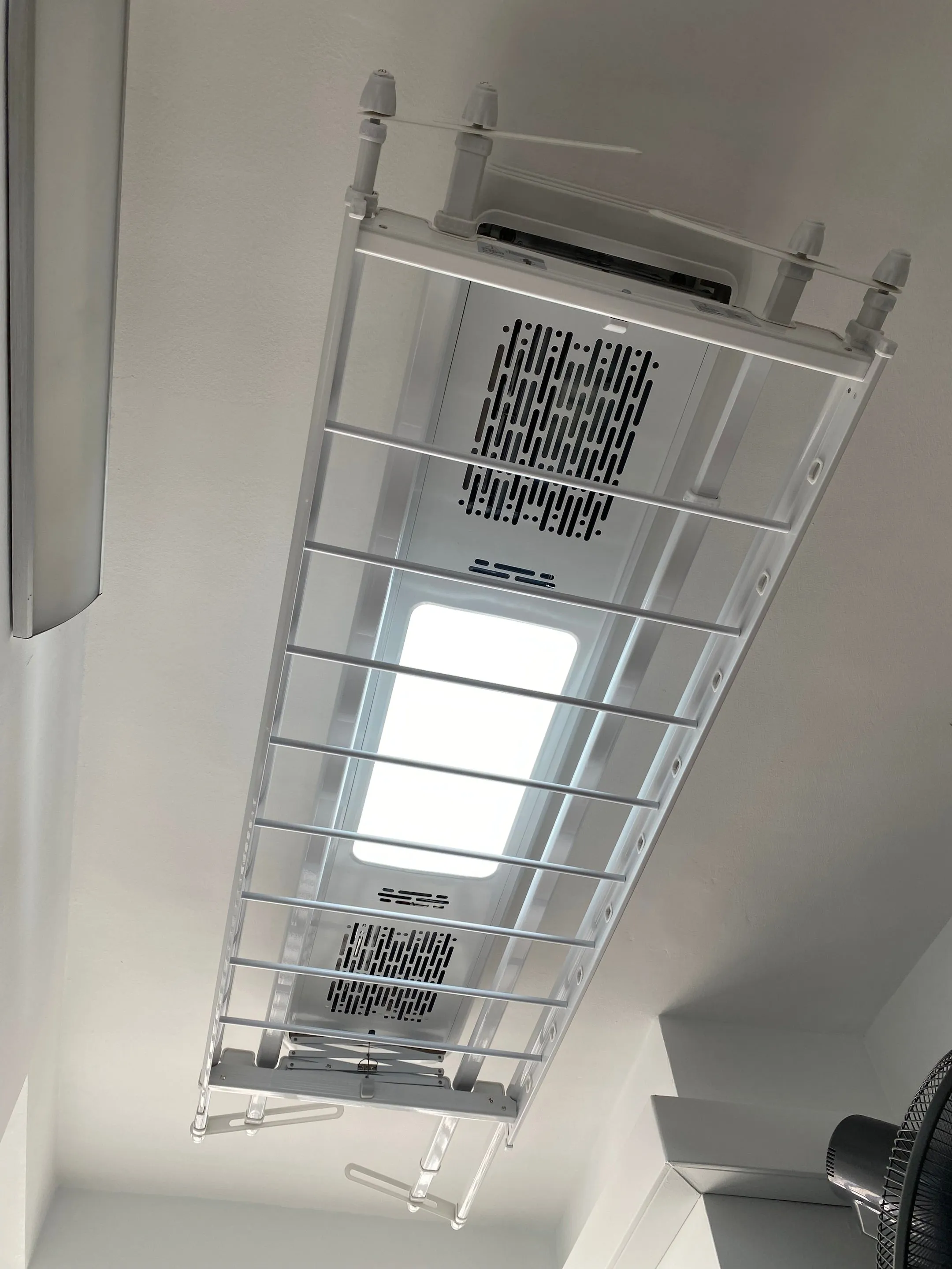 LS026 Automated Laundry Rack